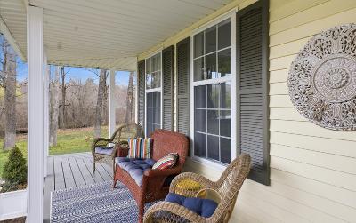 518 Acland Boulevard, Julie & Co. Realty