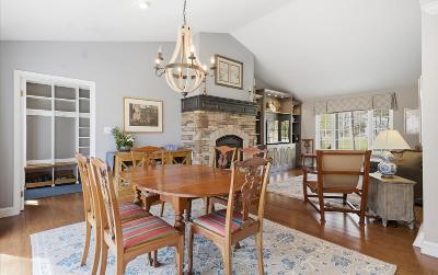 518 Acland Boulevard, Julie & Co. Realty