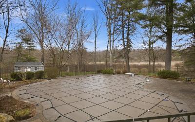 518 Acland Boulevard, Julie & Co. Realty
