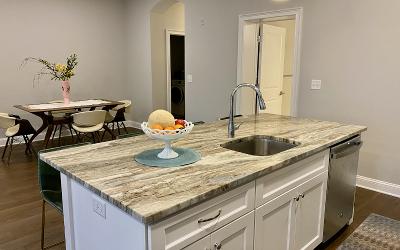 77 Van Dam #302, Julie & Co. Realty