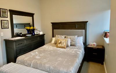 77 Van Dam #302, Julie & Co. Realty