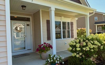 5 Lakepointe Way, Julie & Co. Realty