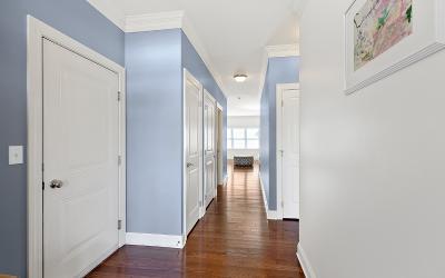 5 Lakepointe Way, Julie & Co. Realty