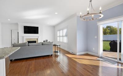 5 Lakepointe Way, Julie & Co. Realty