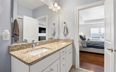 5 Lakepointe Way, Julie & Co. Realty