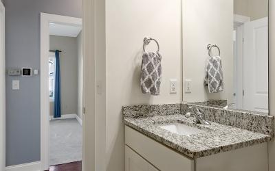 5 Lakepointe Way, Julie & Co. Realty