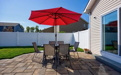 5 Lakepointe Way, Julie & Co. Realty