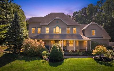 7 Little Drive, Julie & Co. Realty