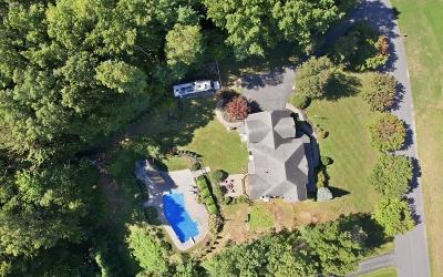 7 Little Drive, Julie & Co. Realty