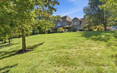 7 Little Drive, Julie & Co. Realty