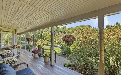 7 Little Drive, Julie & Co. Realty