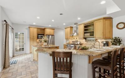 7 Little Drive, Julie & Co. Realty