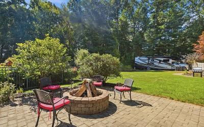 7 Little Drive, Julie & Co. Realty