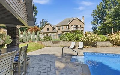 7 Little Drive, Julie & Co. Realty