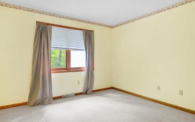 38 Woodside Drive, Julie & Co. Realty