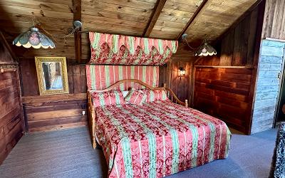 128 Craig Road, Julie & Co. Realty