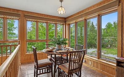 20 Pharaoh Drive, Julie & Co. Realty