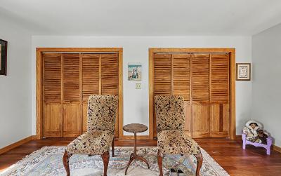 20 Pharaoh Drive, Julie & Co. Realty