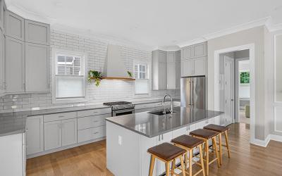 31 Oak Ridge Boulevard, Julie & Co. Realty