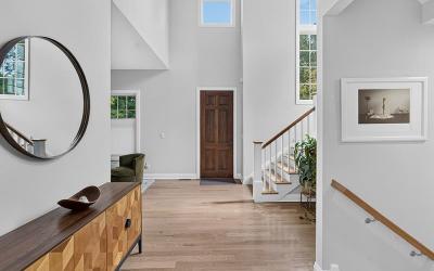 31 Oak Ridge Boulevard, Julie & Co. Realty