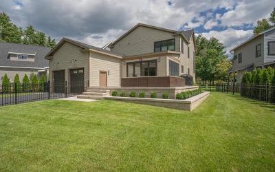 31 Oak Ridge Boulevard, Julie & Co. Realty