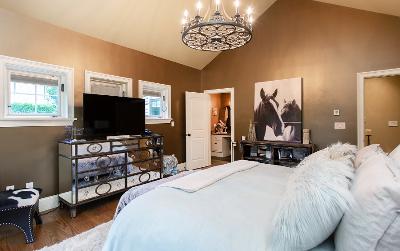 106 Greenfield Avenue, Julie & Co. Realty