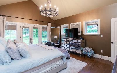 106 Greenfield Avenue, Julie & Co. Realty