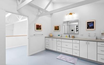 107 Hosey Russell Road, Julie & Co. Realty