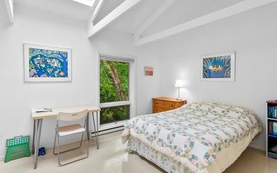 107 Hosey Russell Road, Julie & Co. Realty