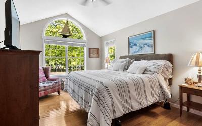 229 Drummond Drive, Julie & Co. Realty