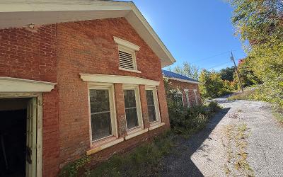 26 Hospital Road, Julie & Co. Realty