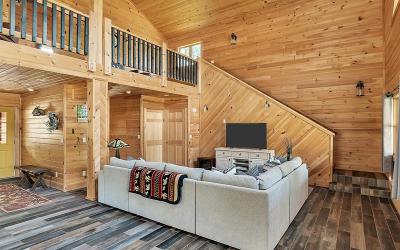 8 Red Wing Road, Julie & Co. Realty