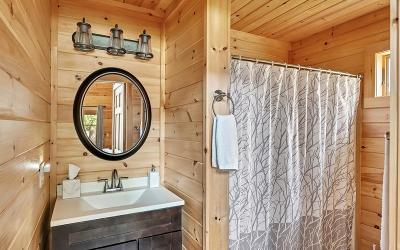 8 Red Wing Road, Julie & Co. Realty