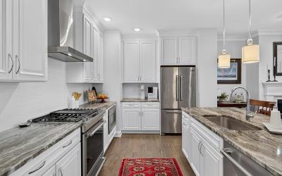 37 White Street, Unit B, Julie & Co. Realty