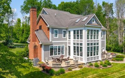 10 Stable Lane, Julie & Co. Realty