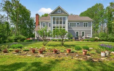 10 Stable Lane, Julie & Co. Realty