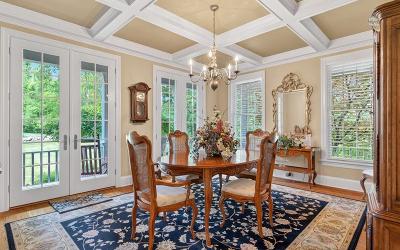 10 Stable Lane, Julie & Co. Realty