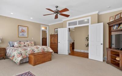10 Stable Lane, Julie & Co. Realty