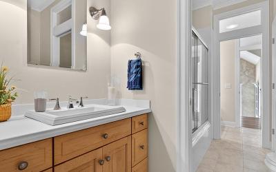 10 Stable Lane, Julie & Co. Realty
