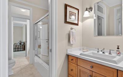 10 Stable Lane, Julie & Co. Realty
