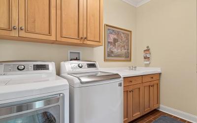10 Stable Lane, Julie & Co. Realty