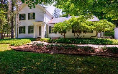 250 Bashford Road, Julie & Co. Realty