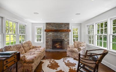 250 Bashford Road, Julie & Co. Realty