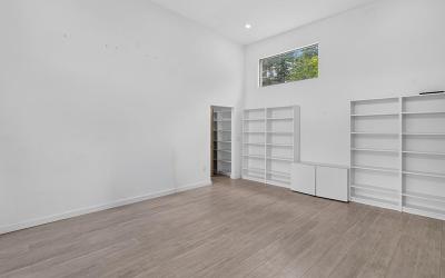 1489 US Route 9, Julie & Co. Realty