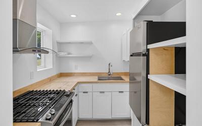 1489 US Route 9, Julie & Co. Realty