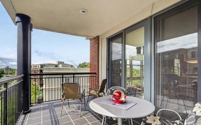 59 Railroad Place, Unit #501, Julie & Co. Realty