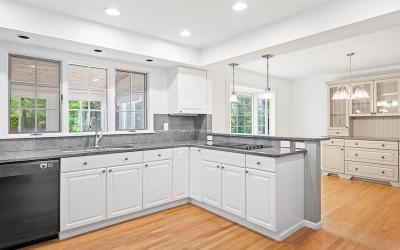18 Underwood Drive, Julie & Co. Realty