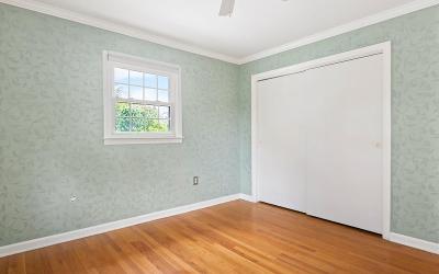 18 Underwood Drive, Julie & Co. Realty