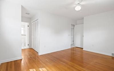 18 Underwood Drive, Julie & Co. Realty