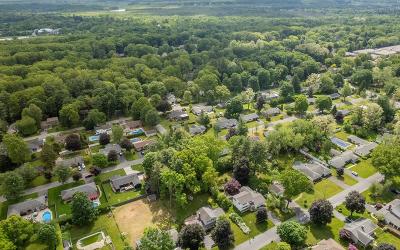 18 Underwood Drive, Julie & Co. Realty